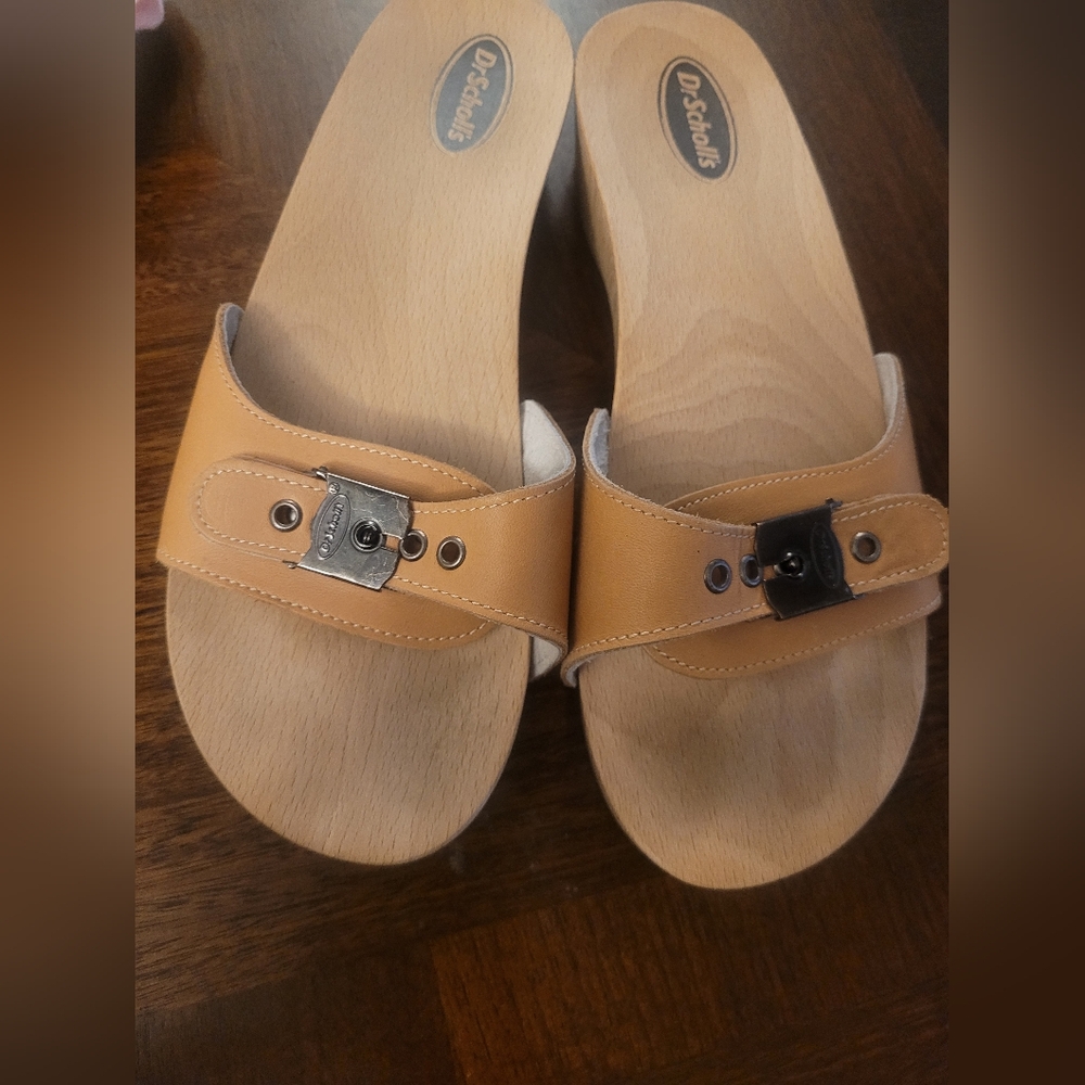 Dr. Scholl's Tan Leather Slide Clogs with Silver Buckle
